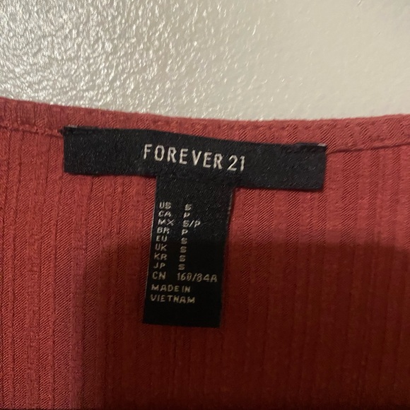 Trendy Rust Lace-Up Crop Top - Picture 3 of 4